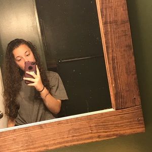 Meet your Posher, Avery